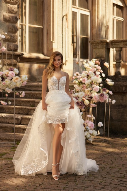 https://www.sposa-lia.com/images/stories/virtuemart/product/2) Sophie.jpg